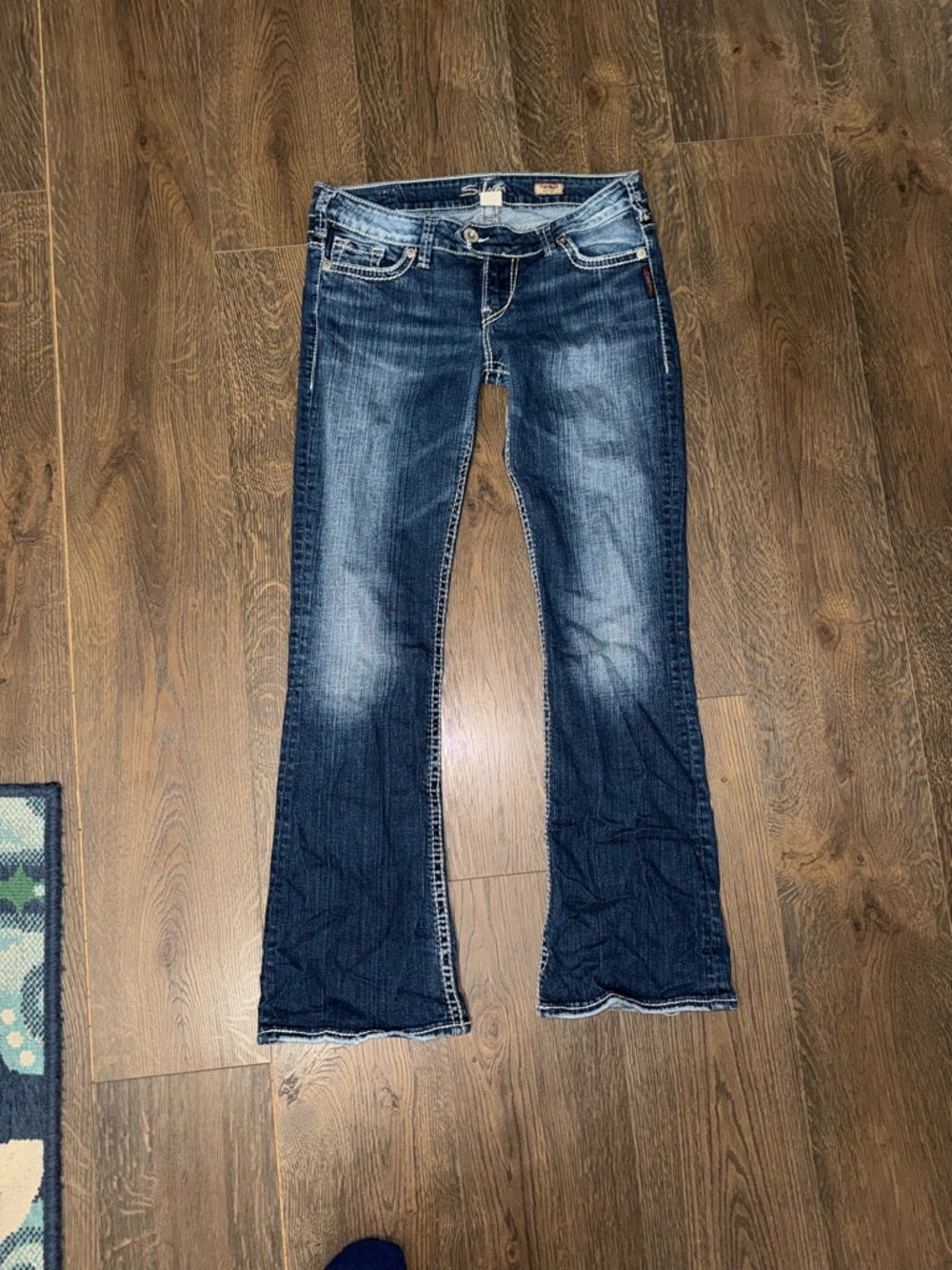 Silver Jeans Tuesday Dark Blue Flare Jeans 29x31